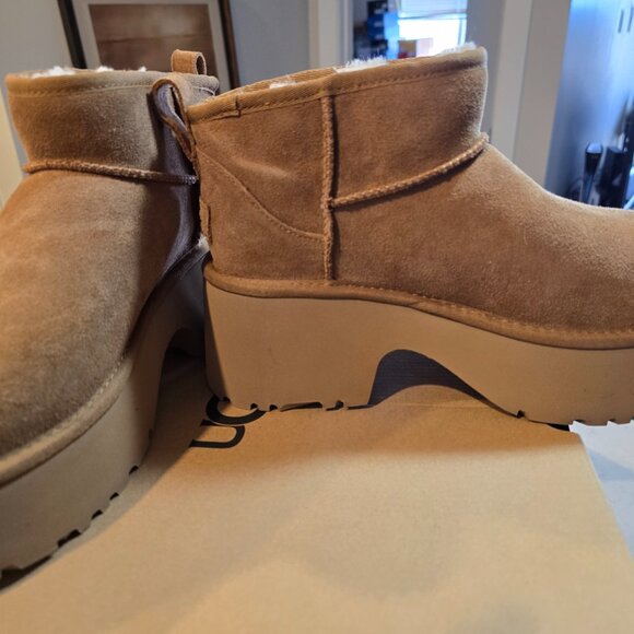 UGG Classic Ultra Mini New Heights Chestnut Suede Boot 1158311 Women's Size 10 - Picture 3 of 10